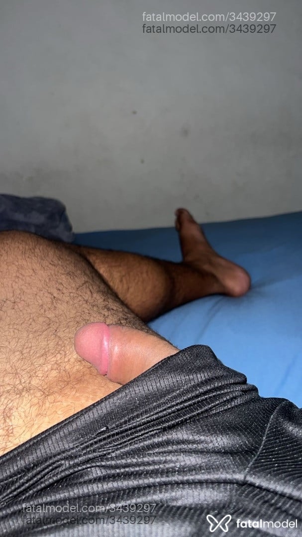 Acompanhante homem morena (o) de olhos castanhos em Belo Horizonte - Vitor