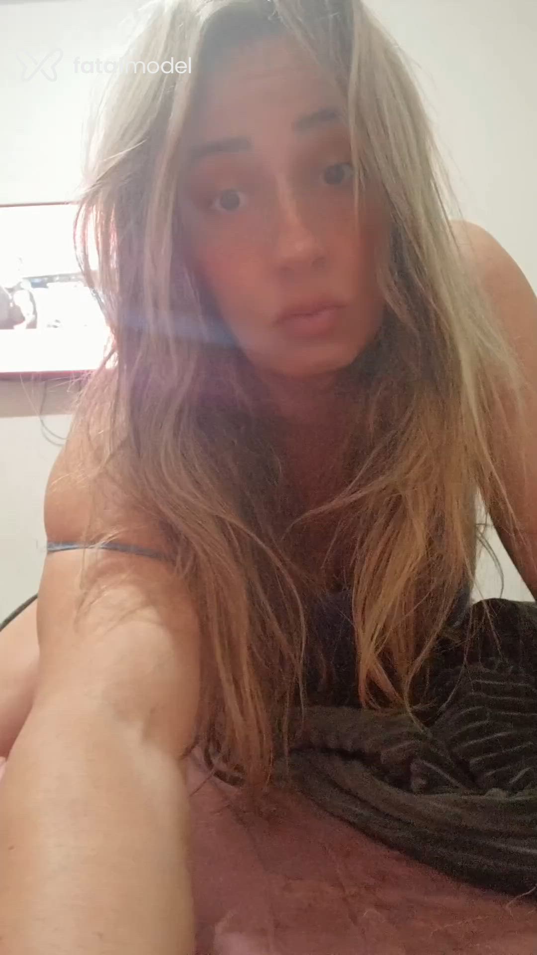 Acompanhante mulher trans loira (o) de olhos mel em Embu Acompanhante mulher trans loira (o) de olhos mel em Embu - Cibele rondy