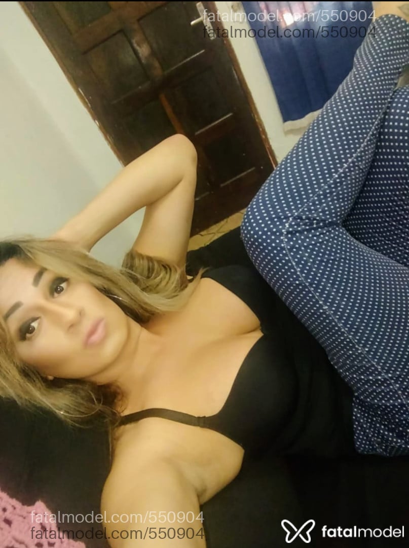 Acompanhante mulher trans loira (o) de olhos mel em Embu - Cibele rondy