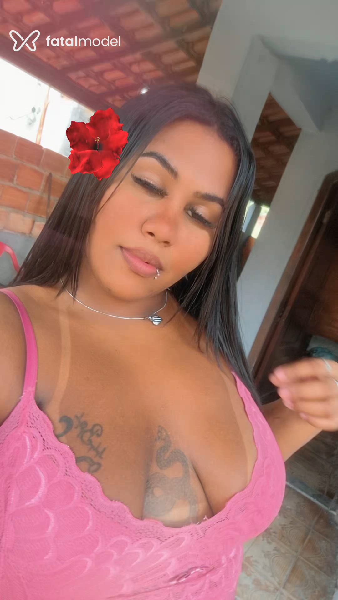 Acompanhante mulher com cabelo castanho de olhos castanhos - Sabrina Acompanhante mulher com cabelo castanho de olhos castanhos - Sabrina