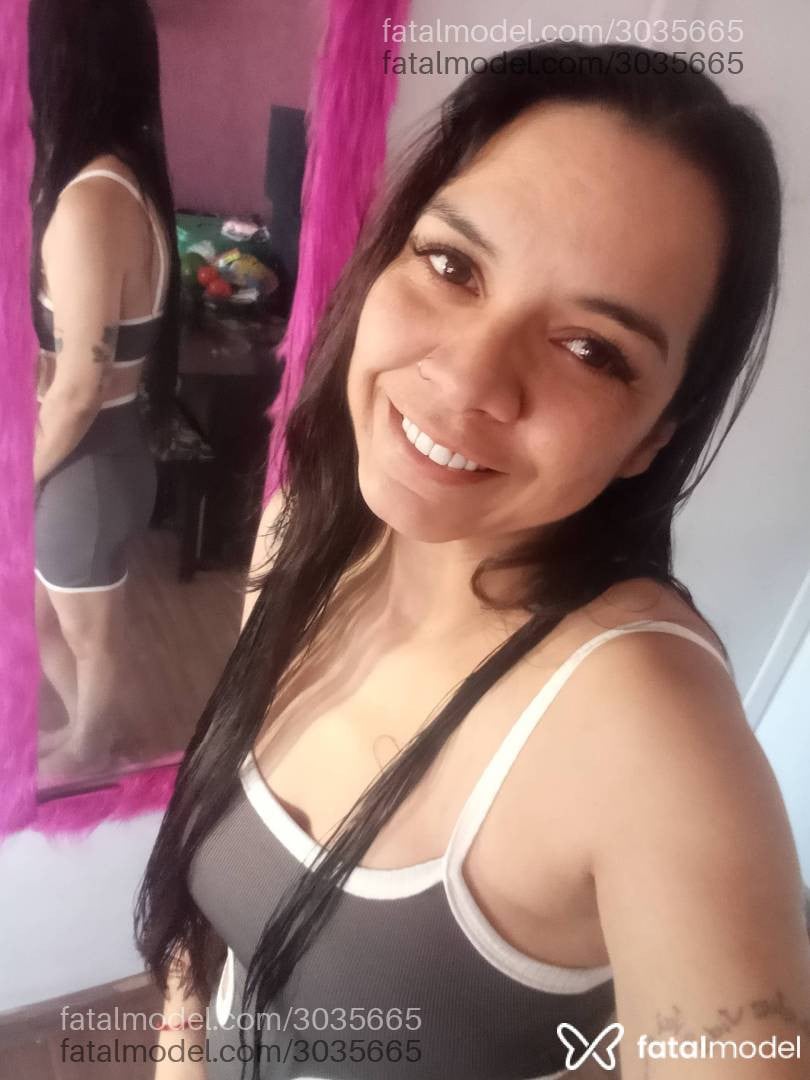Acompanhante mulher com cabelo castanho de olhos castanhos em Chapecó - Juliana Souza