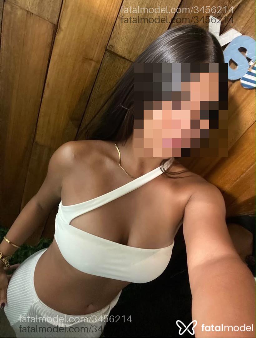 Acompanhante mulher morena (o) de olhos castanhos em Goiânia - Larissa Maia