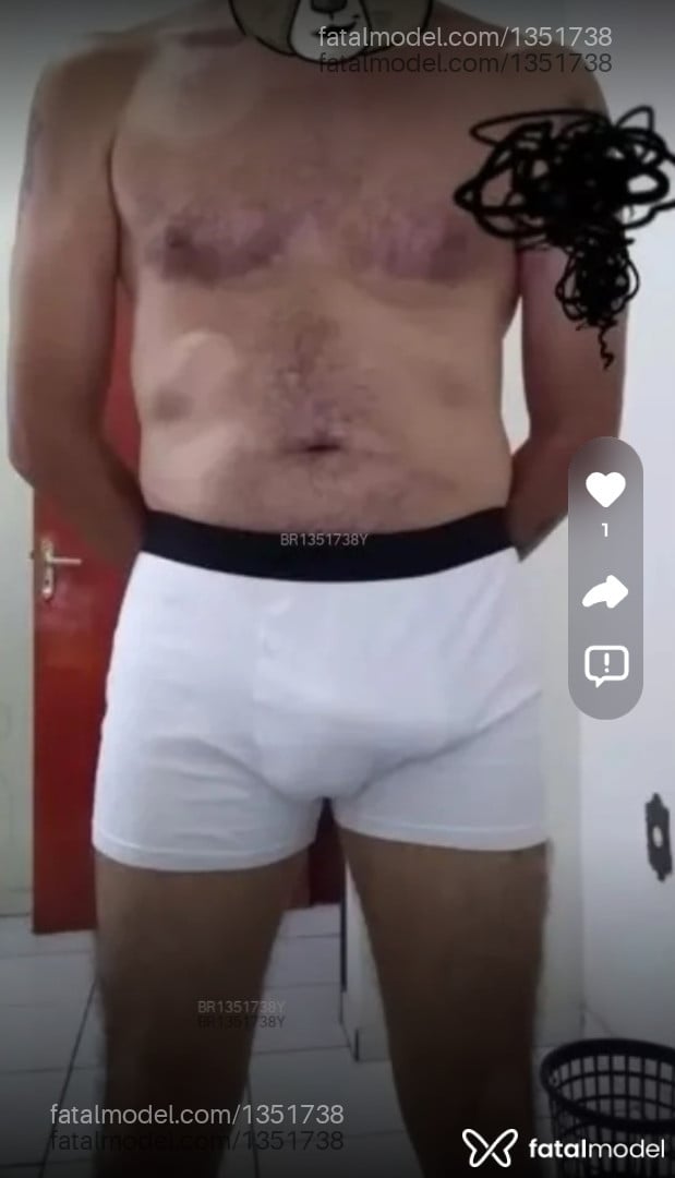 Acompanhante homem morena (o) de olhos castanhos em Lençóis Paulista Acompanhante homem morena (o) de olhos castanhos em Lençóis Paulista - Július