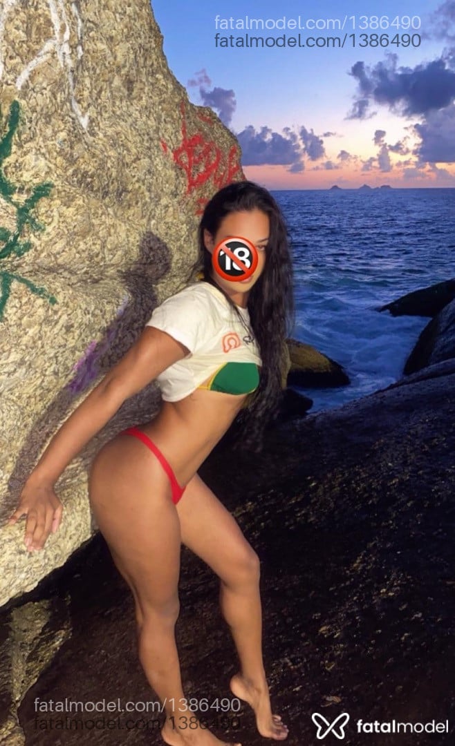 Acompanhante mulher trans morena (o) de olhos verdes em Ribeirão Preto Acompanhante mulher trans morena (o) de olhos verdes em Ribeirão Preto - Isadora liberato
