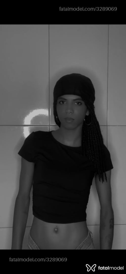 Acompanhante mulher trans morena (o) de olhos pretos em Aparecida de Goiânia - Kally