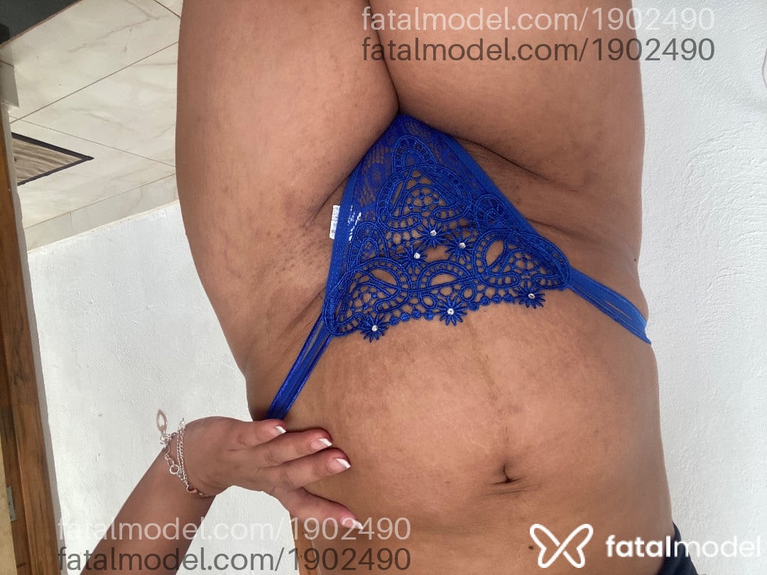 Acompanhante mulher morena (o) de olhos pretos em Montes Claros - Estrela