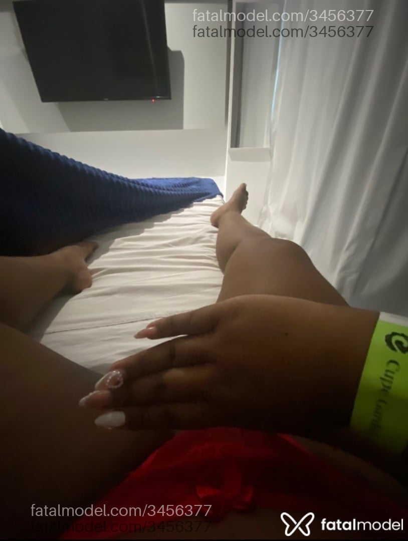 Acompanhante mulher com cabelo castanho de olhos pretos em Recife - Rayssa
