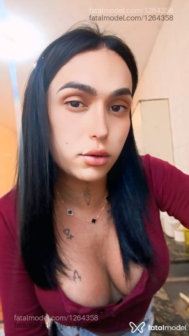 Acompanhante travesti morena (o) de olhos castanhos em Avaré - Fer