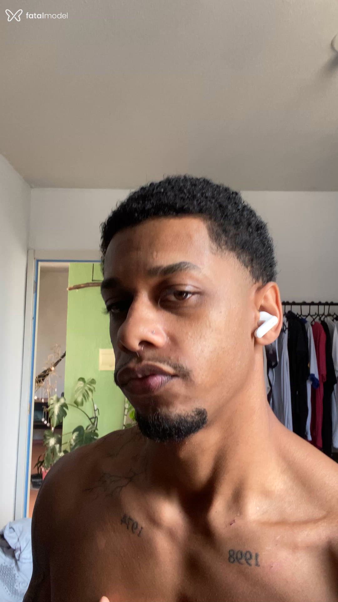 Acompanhante homem morena (o) de olhos castanhos em São Paulo Acompanhante homem morena (o) de olhos castanhos em São Paulo - Vinicius