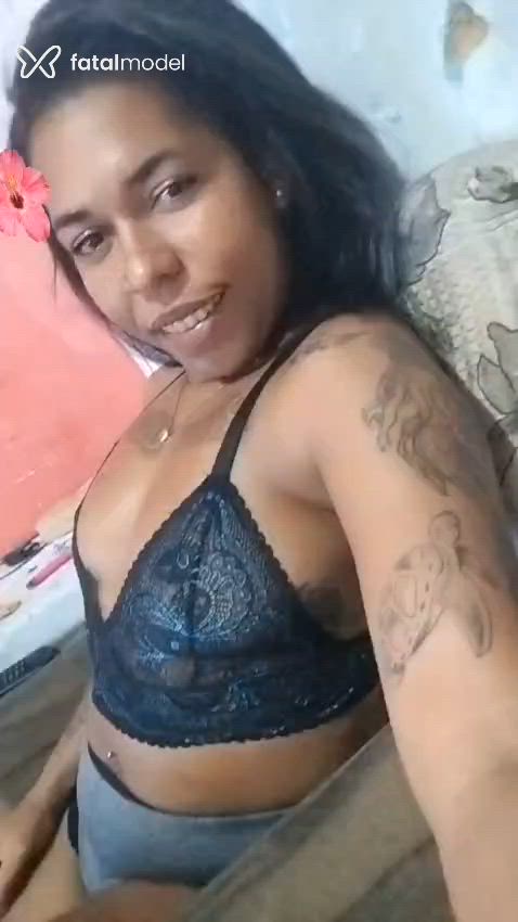 Acompanhante mulher morena (o) de olhos castanhos - Wenny Isis Acompanhante mulher morena (o) de olhos castanhos - Wenny Isis