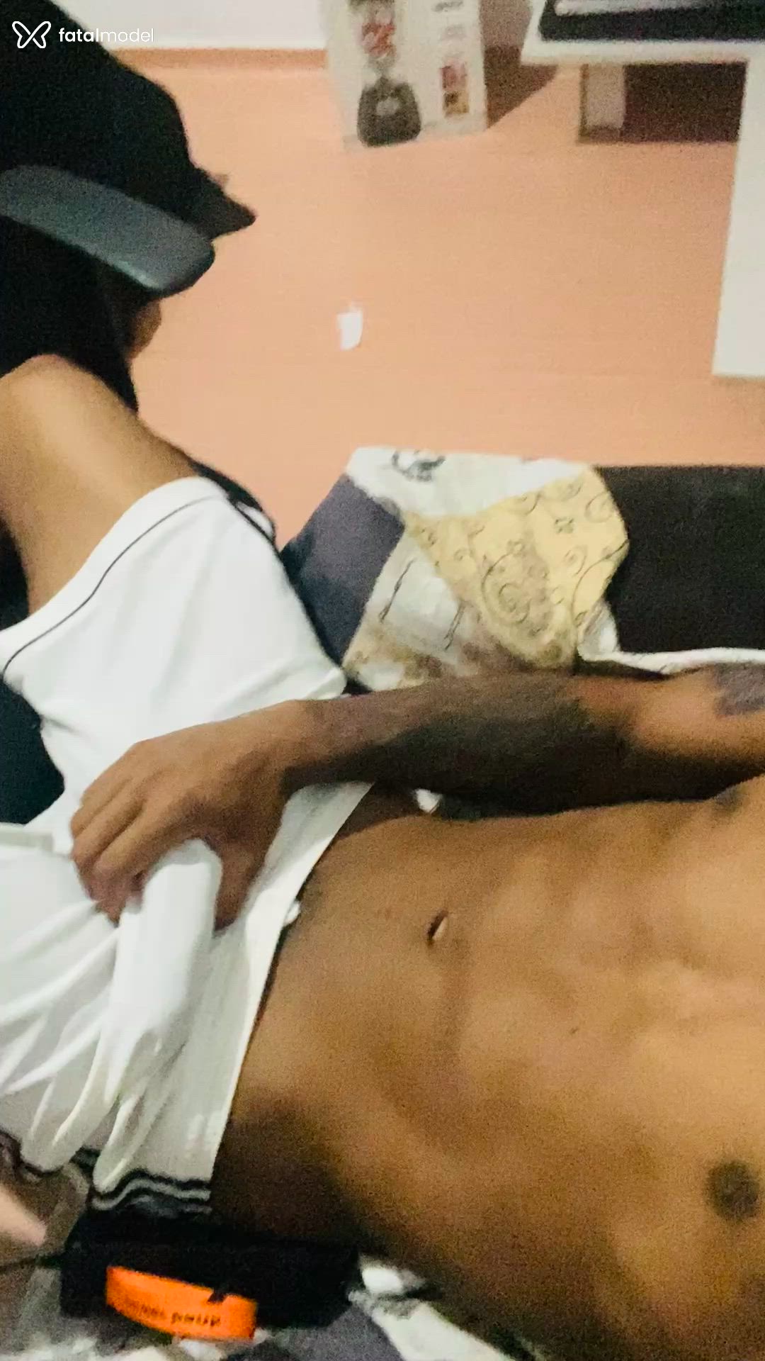 Acompanhante homem morena (o) de olhos castanhos em São Paulo Acompanhante homem morena (o) de olhos castanhos em São Paulo - Vinicius