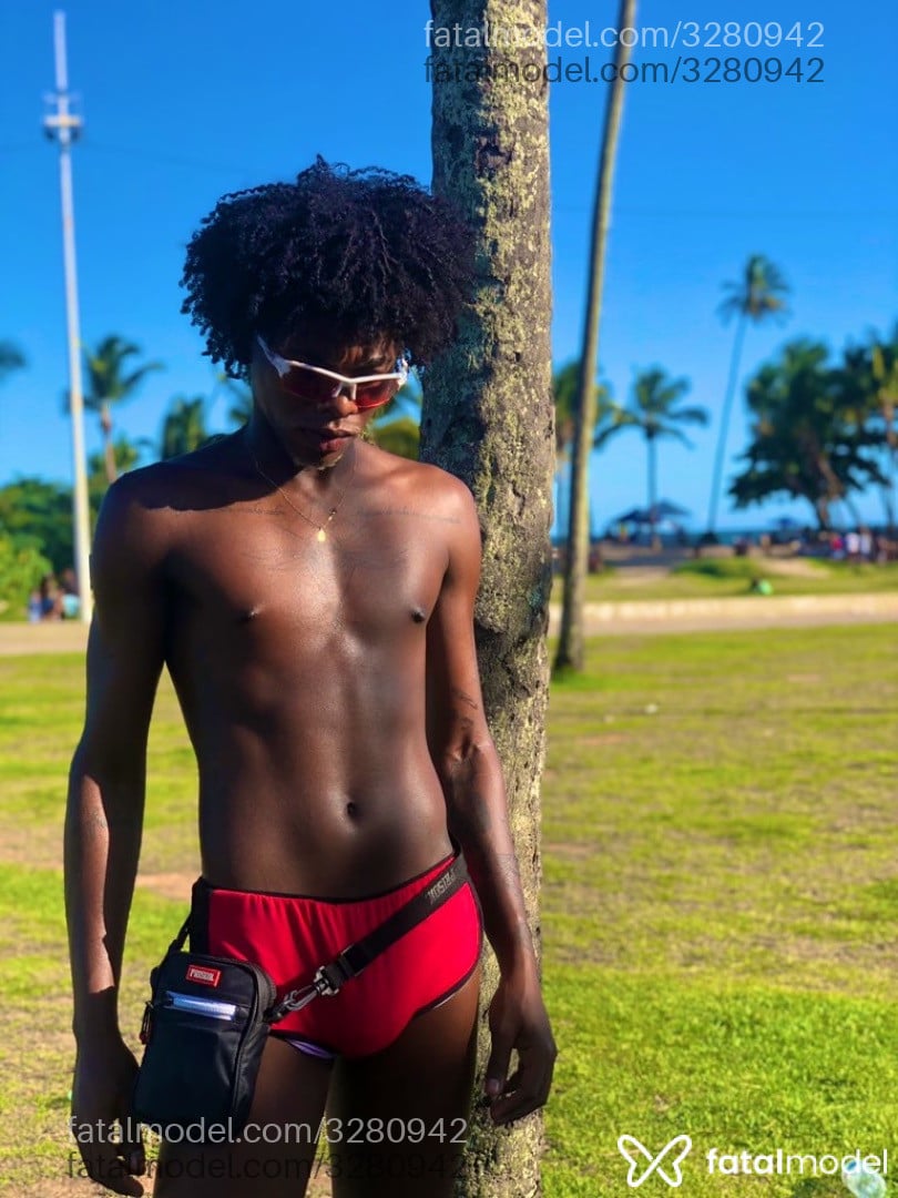 Acompanhante homem com cabelo castanho de olhos castanhos em Atibaia - Senna