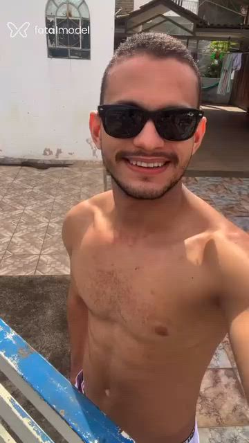 Acompanhante homem morena (o) de olhos castanhos em Governador Valadares Acompanhante homem morena (o) de olhos castanhos em Governador Valadares - Pedro