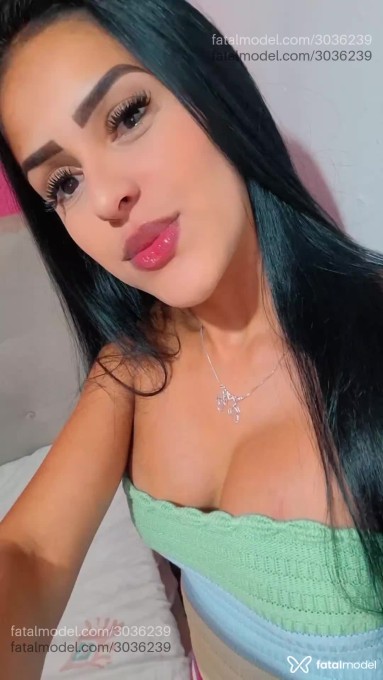 Acompanhante mulher morena (o) de olhos castanhos em Rio de Janeiro - Larissah