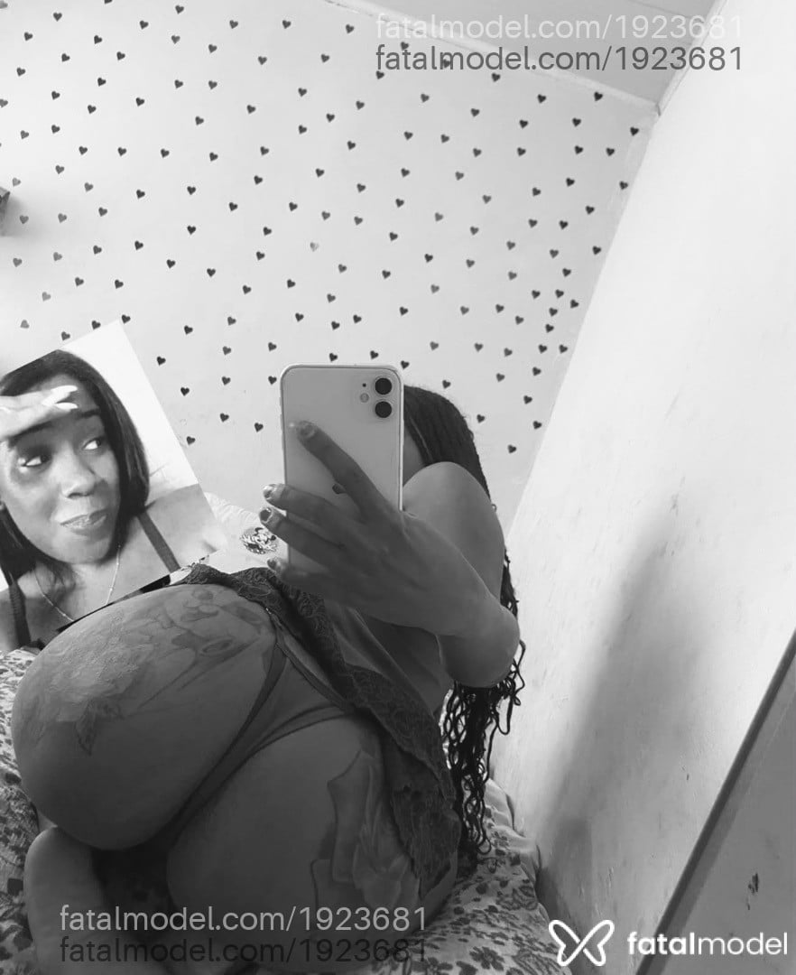 Acompanhante mulher morena (o) de olhos pretos em Pindamonhangaba - Luna Mendes