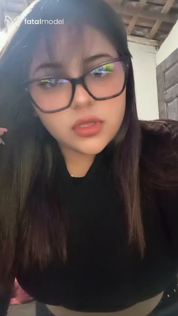 Acompanhante mulher com cabelo castanho de olhos mel - Eduardinhamuniz Acompanhante mulher com cabelo castanho de olhos mel - Eduardinhamuniz
