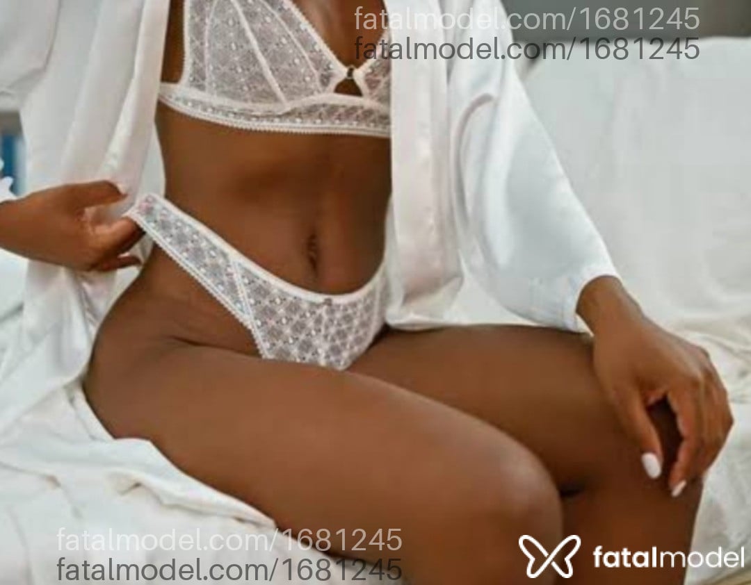 Acompanhante mulher com cabelo castanho de olhos pretos - Baianinhah