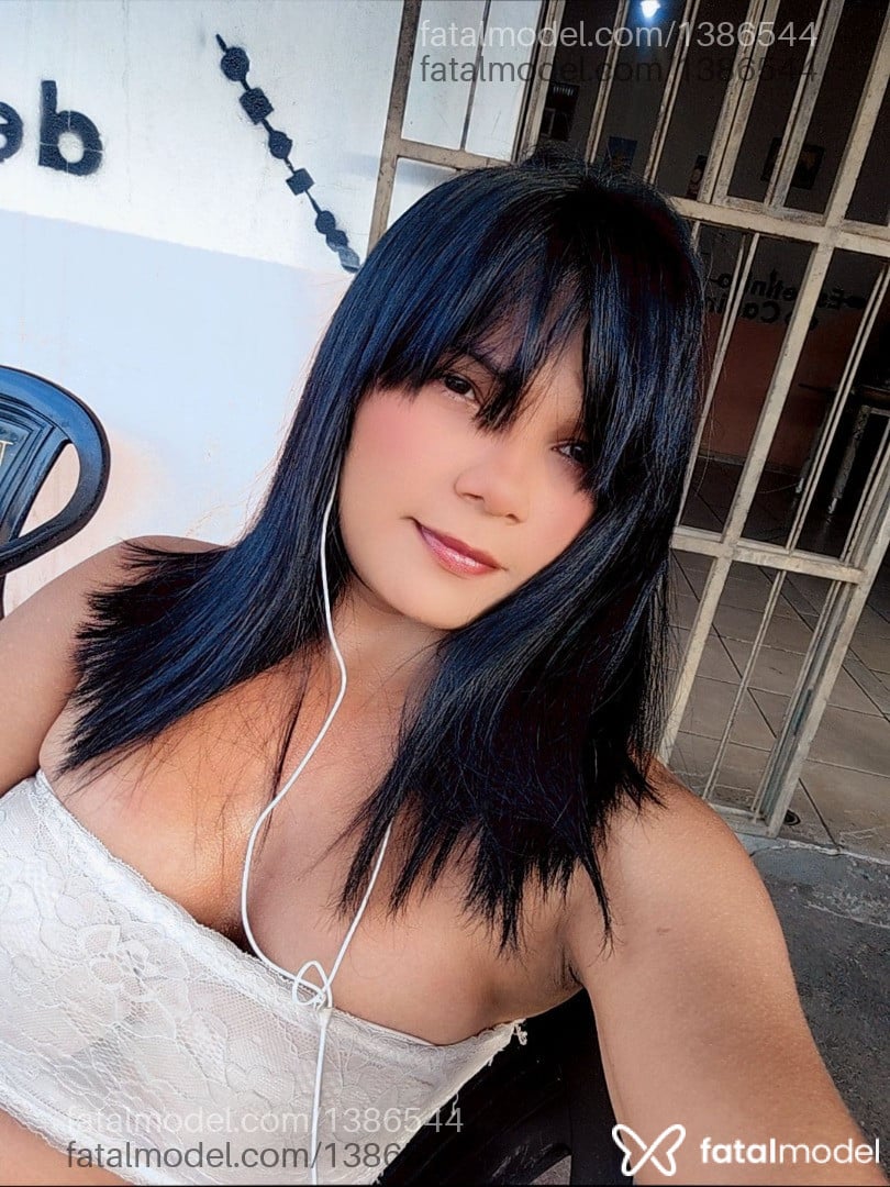 Acompanhante mulher trans morena (o) de olhos pretos em Imperatriz - Japonêsa