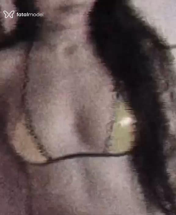 Acompanhante mulher morena (o) de olhos castanhos - Isabella