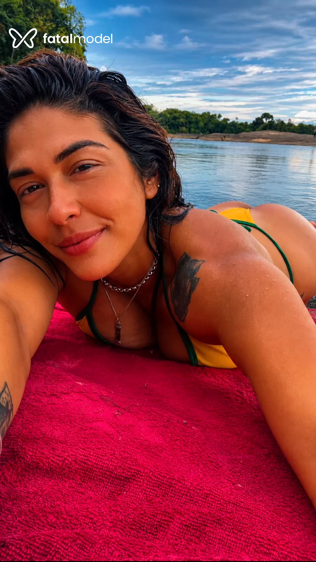 Acompanhante mulher morena (o) de olhos castanhos em Alta Floresta Acompanhante mulher morena (o) de olhos castanhos em Alta Floresta - Maitê Brasil