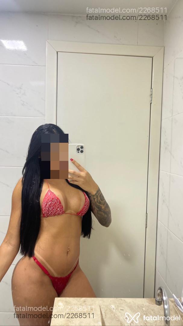 Acompanhante mulher morena (o) de olhos castanhos - Bruna