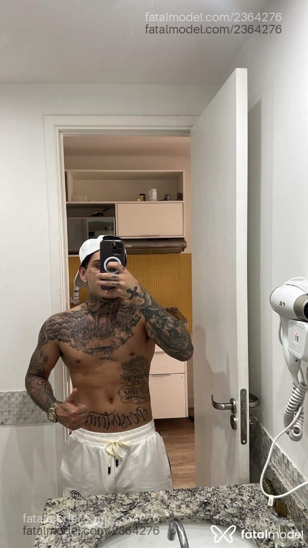 Acompanhante homem morena (o) de olhos castanhos em Porto Alegre Acompanhante homem morena (o) de olhos castanhos em Porto Alegre - Kevin Zm