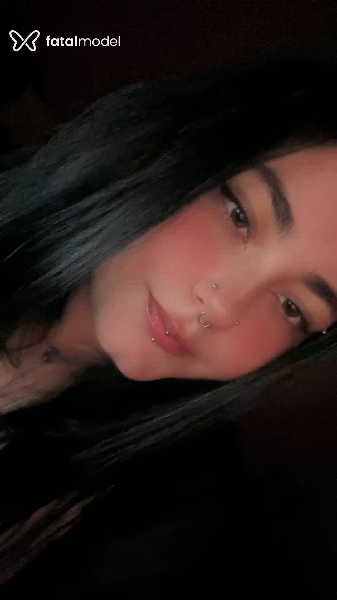 Acompanhante mulher morena (o) de olhos castanhos em Uberlândia Acompanhante mulher morena (o) de olhos castanhos em Uberlândia - yuumi