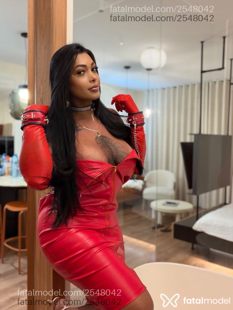 Acompanhante mulher trans morena (o) de olhos pretos em Recife - Tyffanny