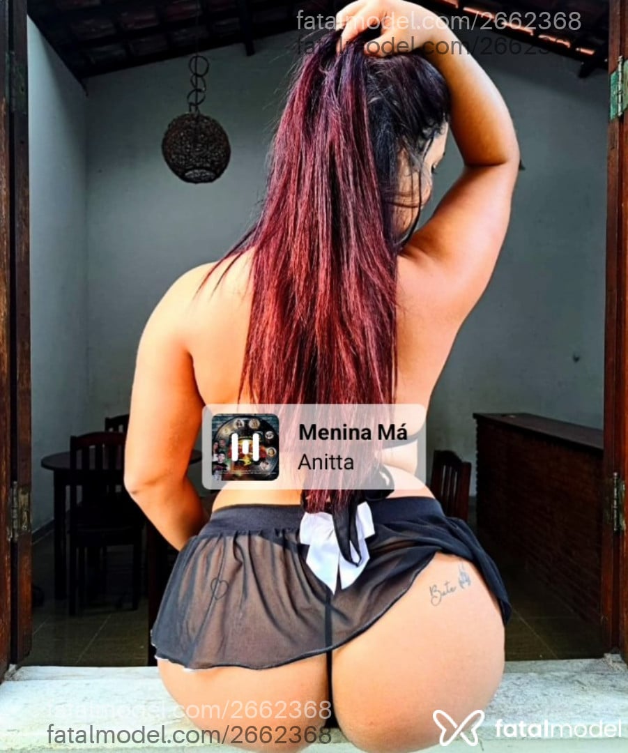 Acompanhante mulher com cabelo castanho de olhos castanhos em Oliveira - Raquel