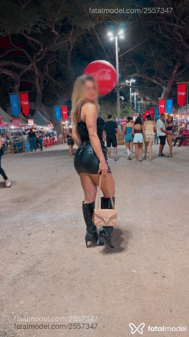 Acompanhante mulher loira (o) de olhos castanhos em Juazeiro do Norte - Viviloirinha