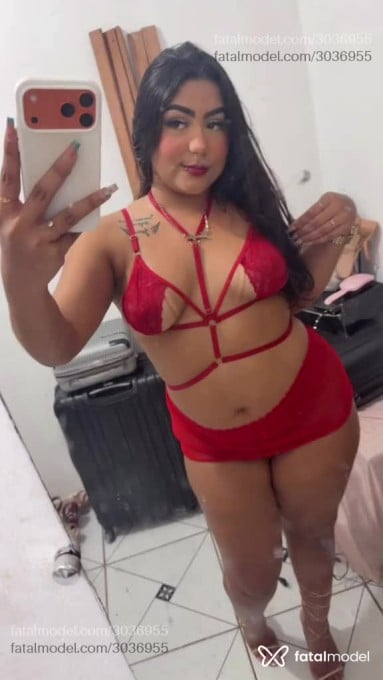 Acompanhante mulher morena (o) de olhos castanhos - Jhully