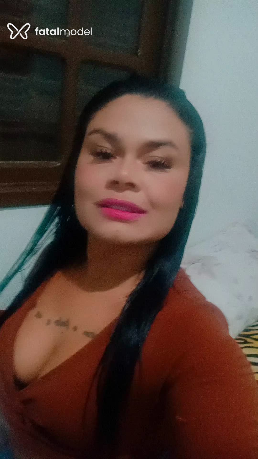 Acompanhante mulher morena (o) de olhos castanhos - Jéssica Gonsalves
