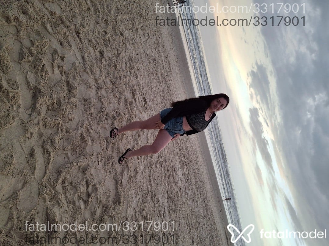 Acompanhante mulher morena (o) de olhos mel em Caxias do Sul - Franny Lux