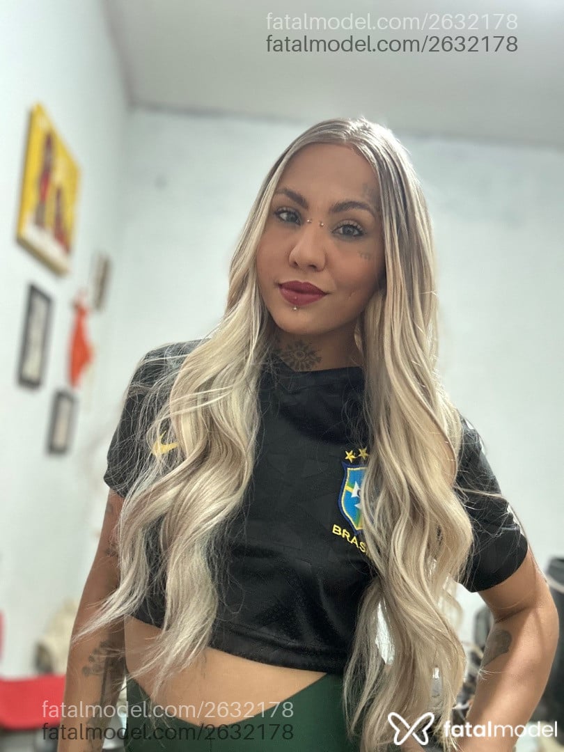 Acompanhante mulher loira (o) de olhos castanhos em Salvador - Mandy