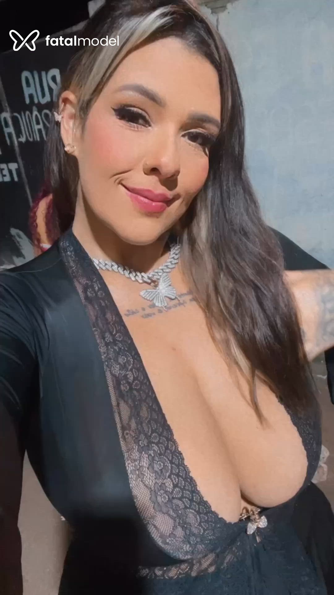 Acompanhante mulher loira (o) de olhos castanhos - Melissa Bitencourt
