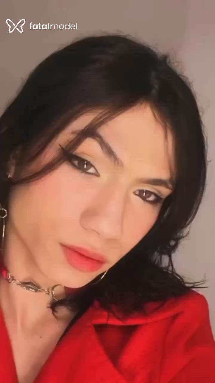 Acompanhante mulher trans com cabelo castanho de olhos castanhos em Curitiba Acompanhante mulher trans com cabelo castanho de olhos castanhos em Curitiba - Chellyluchi
