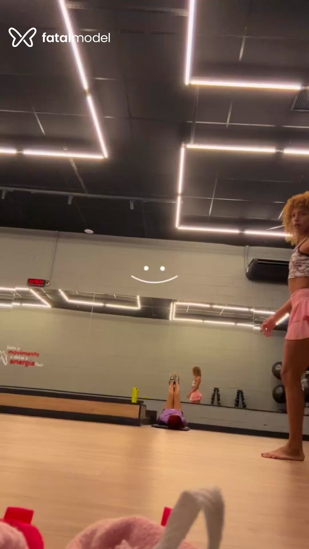 Acompanhante mulher trans ruiva (o) de olhos castanhos em Virtual Acompanhante mulher trans ruiva (o) de olhos castanhos em Virtual - Kawaiuwu