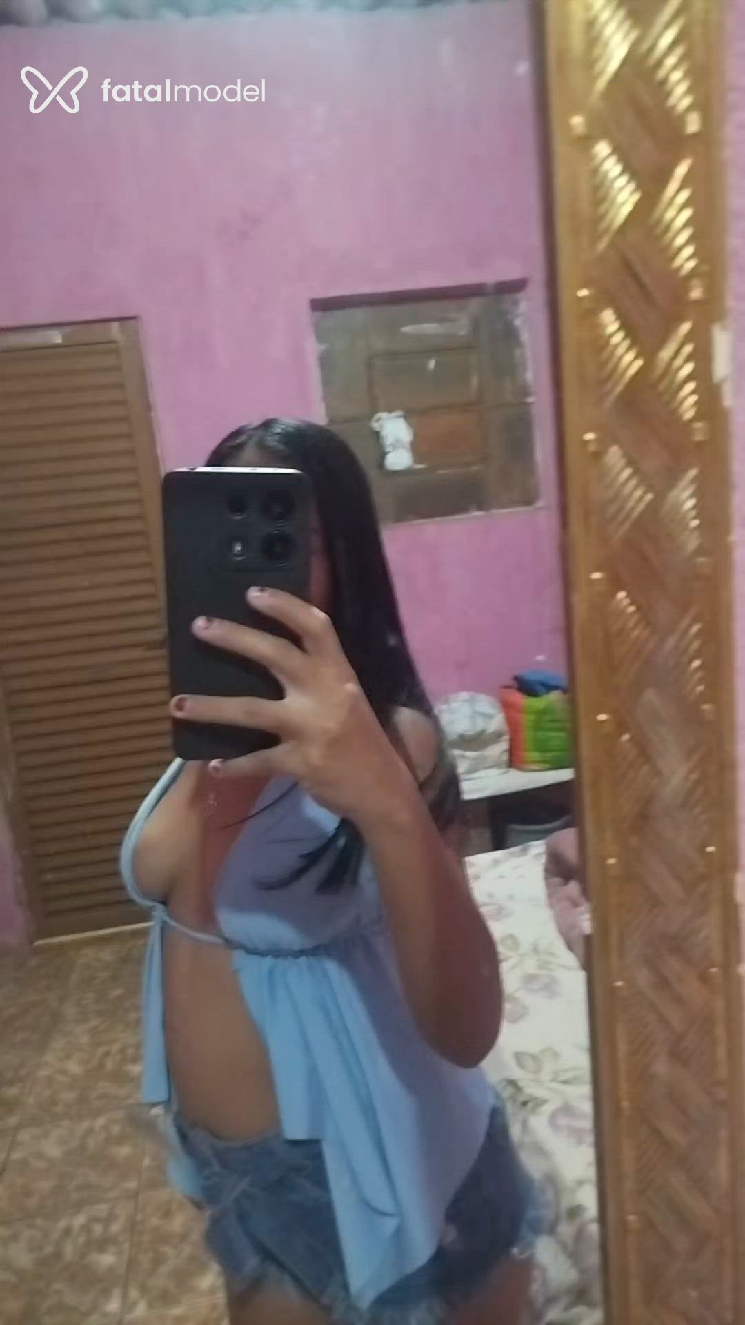Acompanhante mulher morena (o) de olhos mel - Bruna