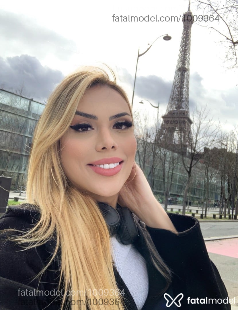 Acompanhante travesti loira (o) de olhos castanhos em Porto Velho - Lorena Di Castro