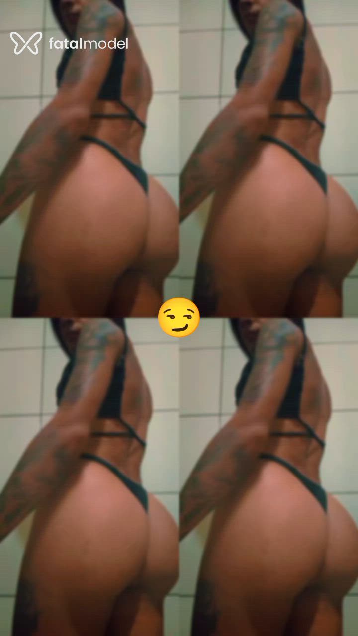 Acompanhante mulher trans morena (o) de olhos castanhos - Morenadotada