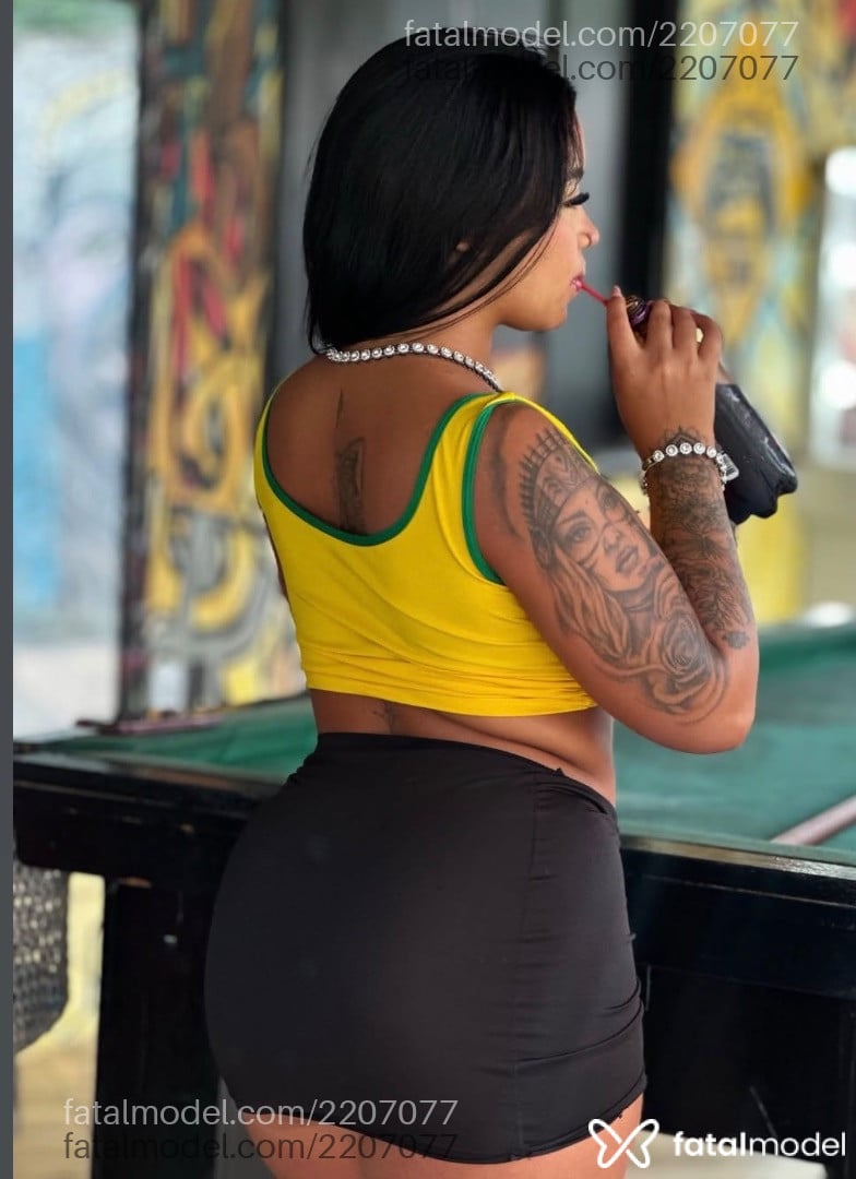 Acompanhante mulher morena (o) de olhos pretos em Juiz de Fora - Rebeca