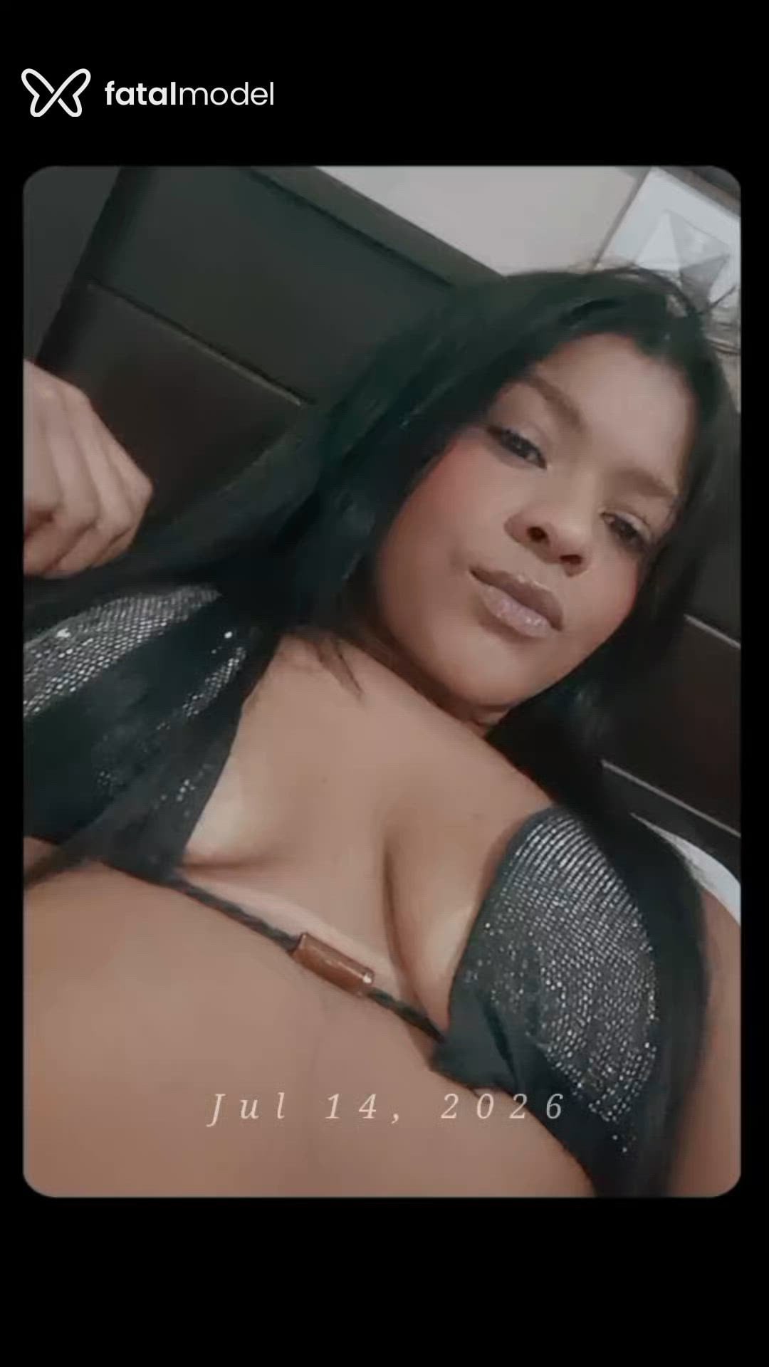Acompanhante mulher morena (o) de olhos pretos - Larissa Acompanhante mulher morena (o) de olhos pretos - Larissa