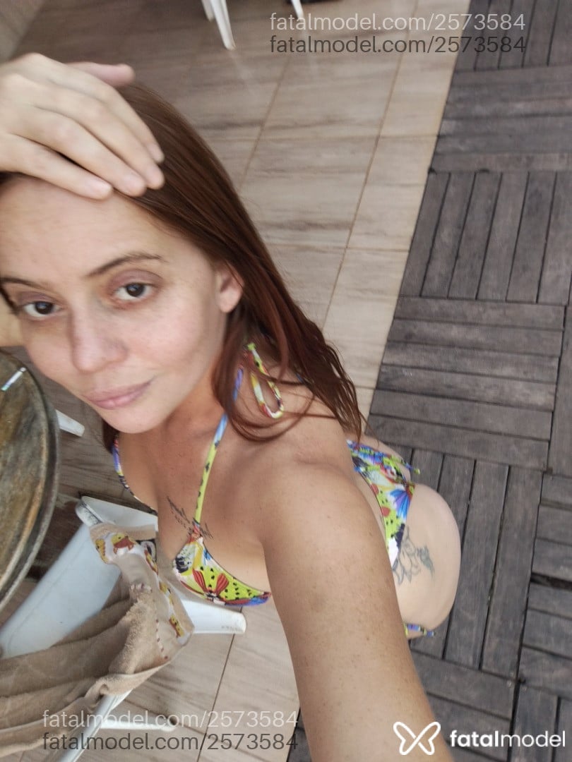 Acompanhante mulher ruiva (o) de olhos castanhos em Pacajá - Marthlla
