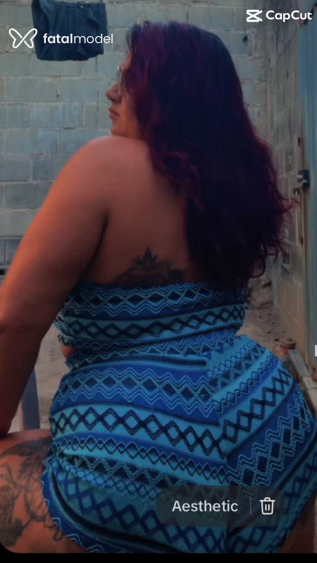 Acompanhante mulher ruiva (o) de olhos pretos - Bianca