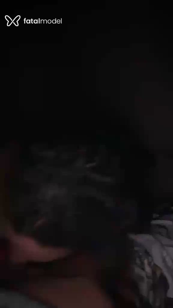 Acompanhante mulher trans com cabelo colorido de olhos castanhos em Araxá Acompanhante mulher trans com cabelo colorido de olhos castanhos em Araxá - Bianca Guimarães