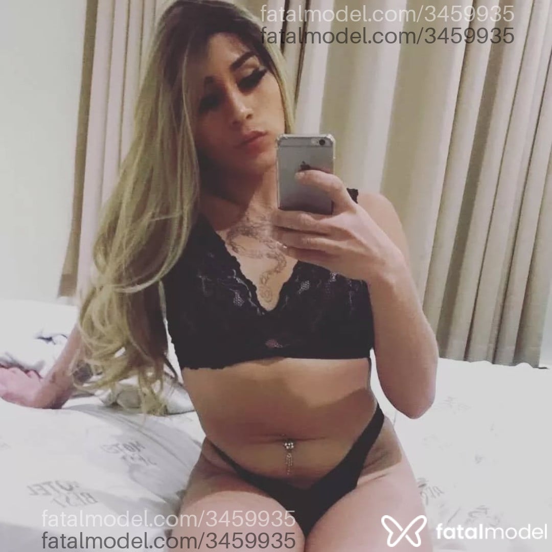 Acompanhante mulher trans morena (o) de olhos castanhos em São Paulo - Sabrina