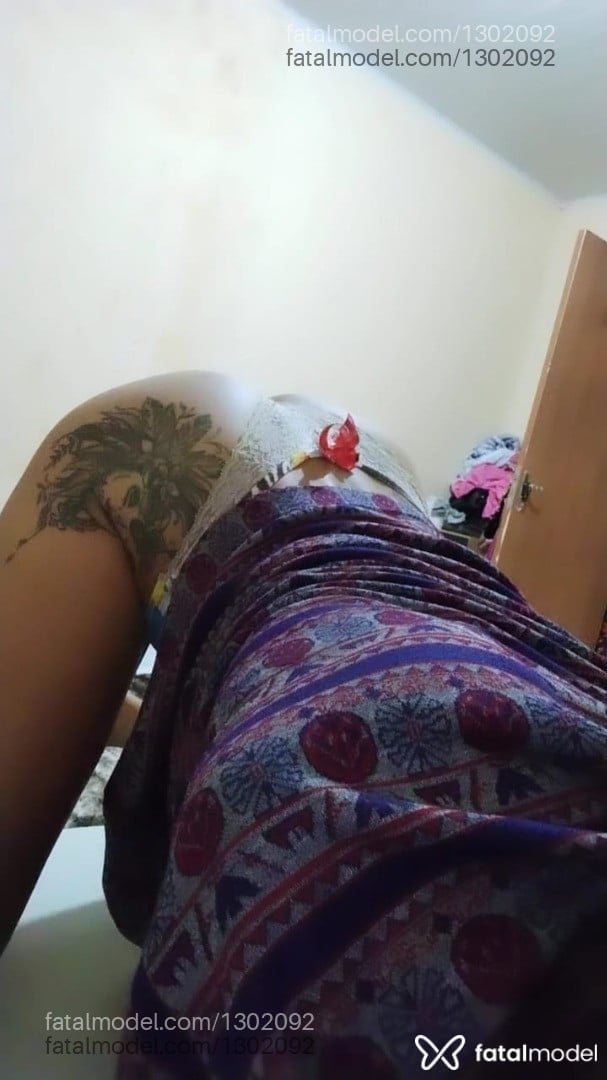 Acompanhante travesti com cabelo castanho de olhos castanhos - Angel Acompanhante travesti com cabelo castanho de olhos castanhos - Angel