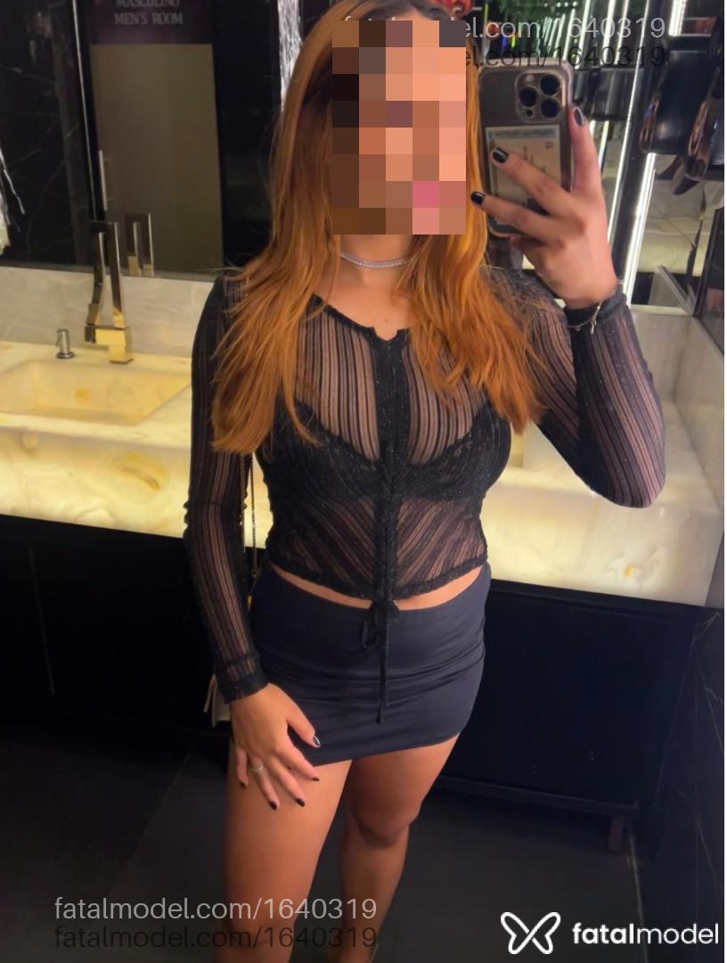 Acompanhante mulher ruiva (o) de olhos mel em Brasília - Livia