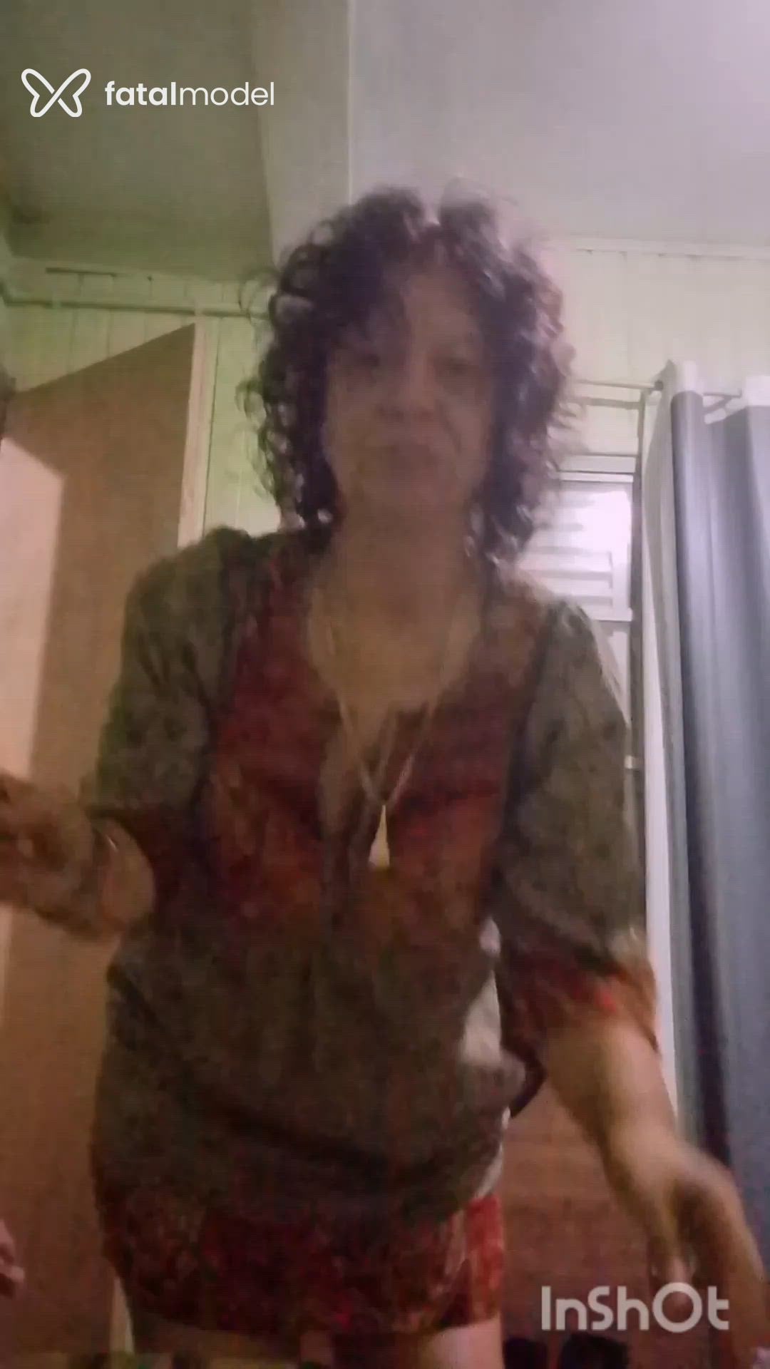 Acompanhante mulher com cabelo castanho de olhos mel em Santana do Livramento Acompanhante mulher com cabelo castanho de olhos mel em Santana do Livramento - Elena Baichinha