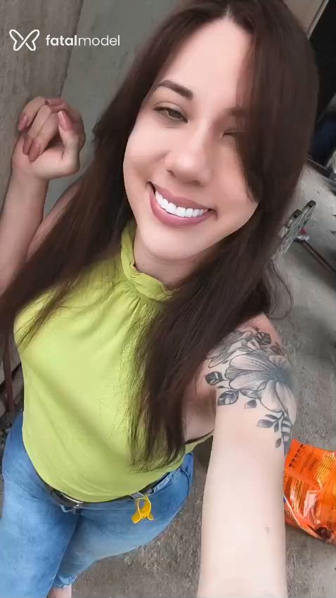 Acompanhante mulher trans com cabelo castanho de olhos verdes - Fernanda Vidal Acompanhante mulher trans com cabelo castanho de olhos verdes - Fernanda Vidal